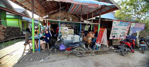 Mie Ayam Bawah Jembatan 9