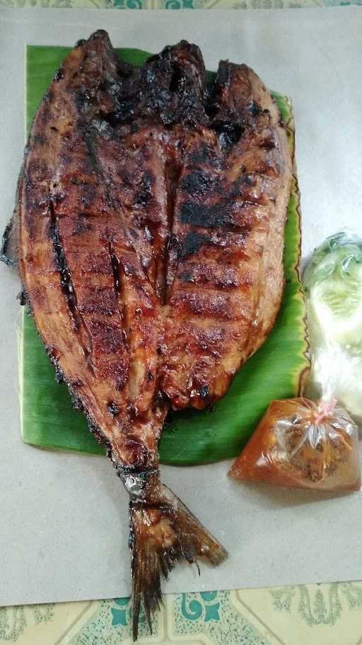 Ikan Bakar Kang Wasrun 10