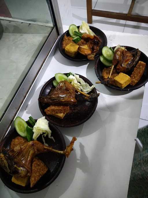 Warung Makan Lesehan Barokah 3