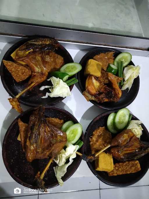 Warung Makan Lesehan Barokah 2