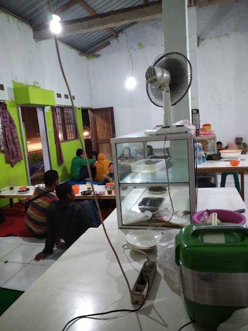 Warung Makan Lesehan Barokah 9