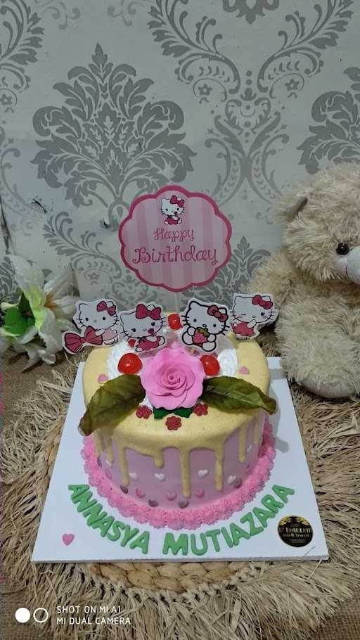 D'Khadijah Cake'S 6