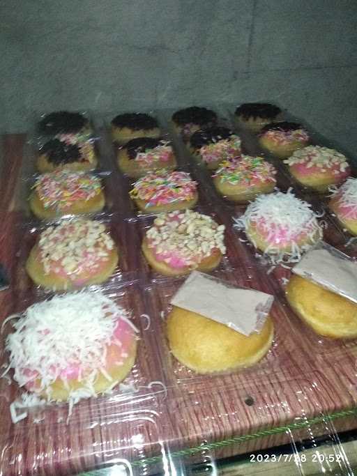 Devina Sweet Donuts 7