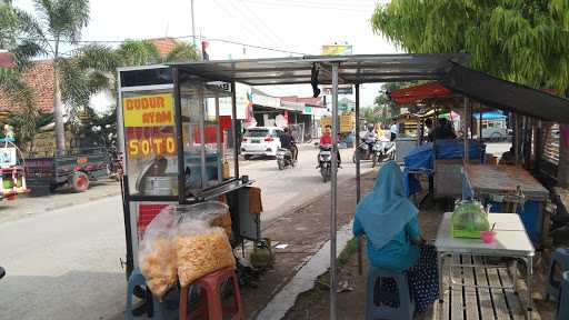 Berkah Ok B ️R Bubur Ayam & Soto Ceker (Lontong) 3