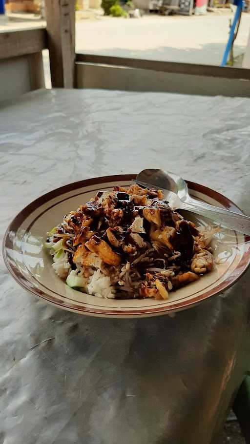 Warung Nasi Ma Aang 3