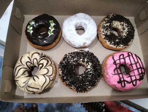 AA Donuts 3