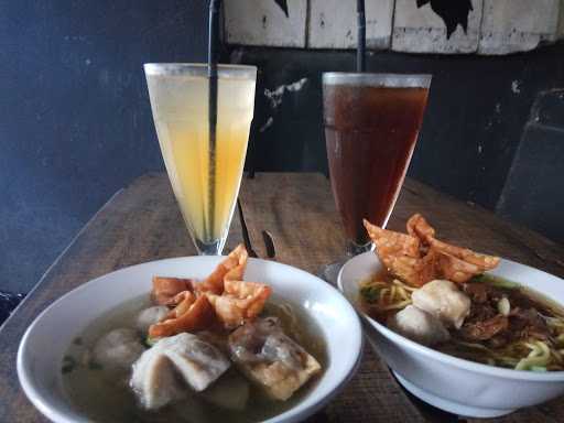 Bakso Sonic Malang & Mie Ayam 4