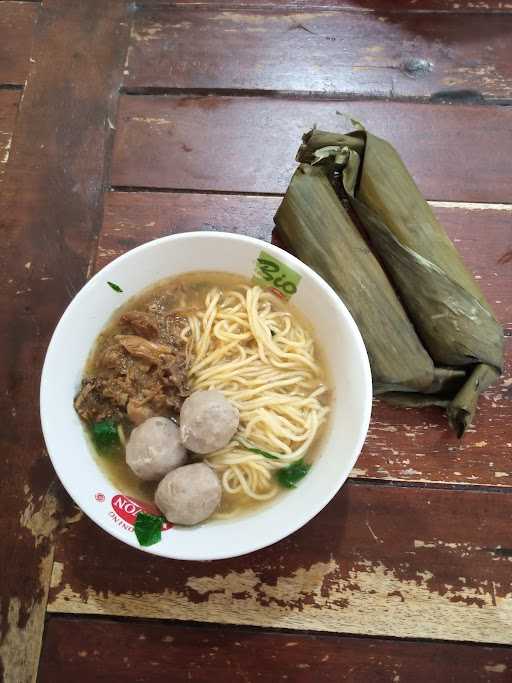 Bakso Spesial Jumbo Solo 1