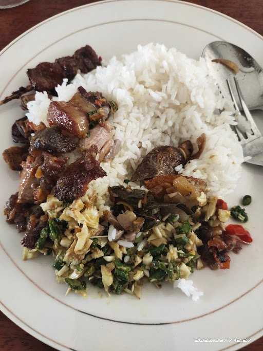 Nasi Campur,Babi Genyol.Bu Agus 9