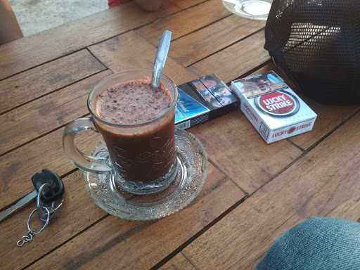 Coffeeku Warung Tepi Pantai 9