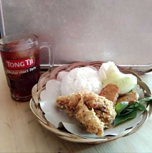 Ayam Geprek Aisy Jepara 1