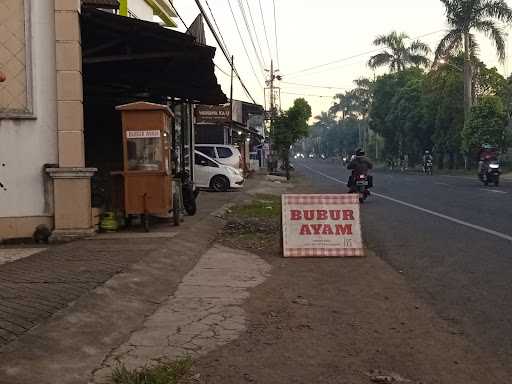 Bubur Ayam Jagoan Rasa 10