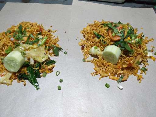 Nasi Goreng Pak Edi Purwodadi 9