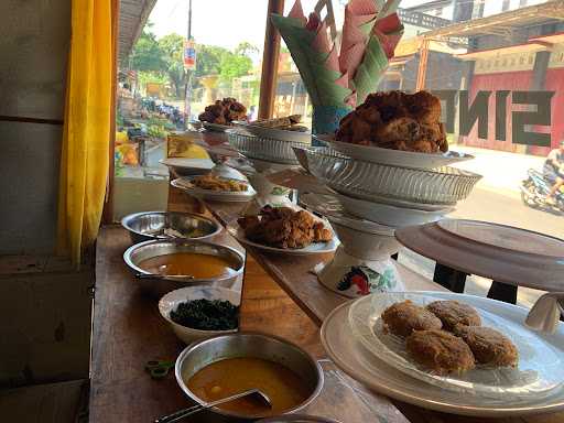 Rumah Makan Padang Agam Raya 1