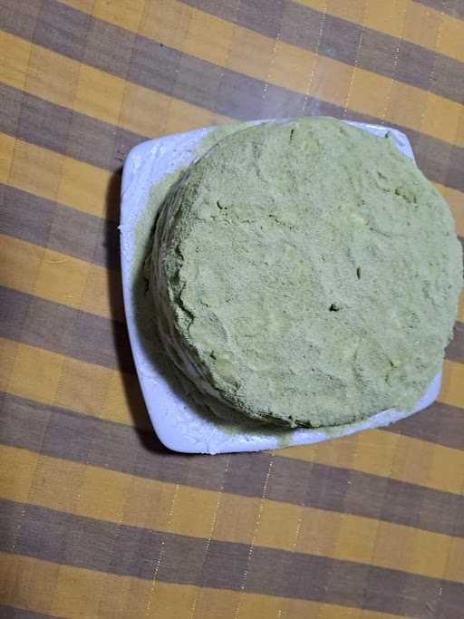 Harietta'S Cake 3