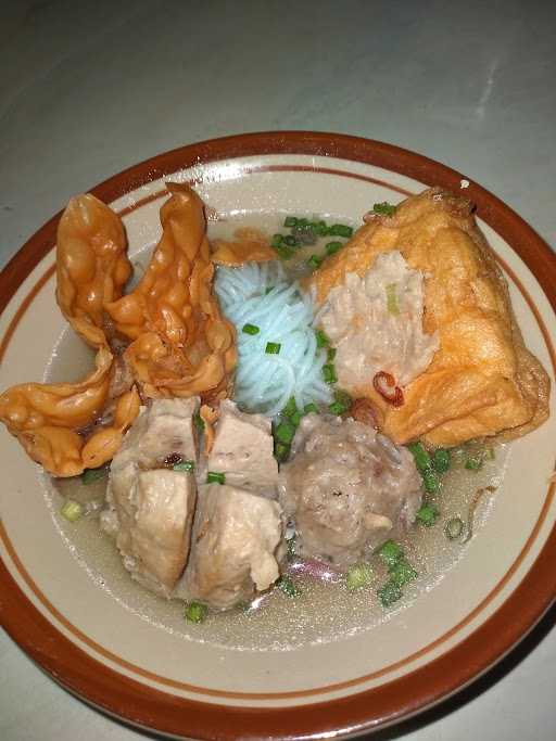 Pelangi Bakso Dan Pangsit 3