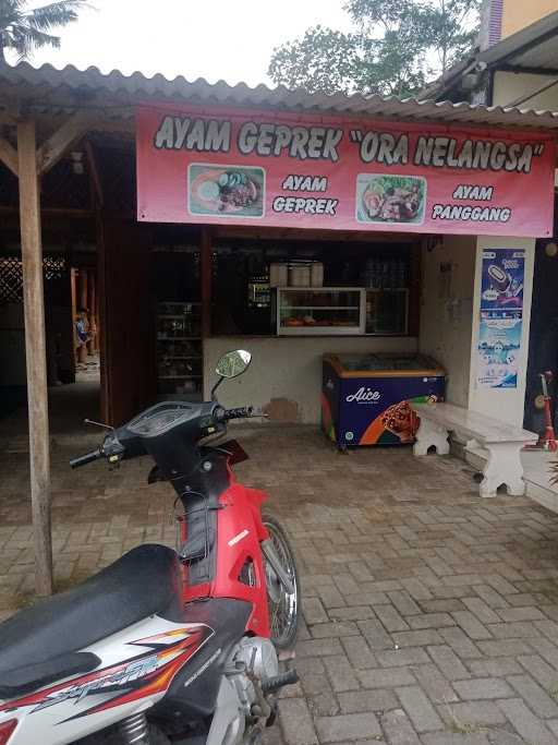 Ayam Geprek ¨Ora Nelangsa¨ 5