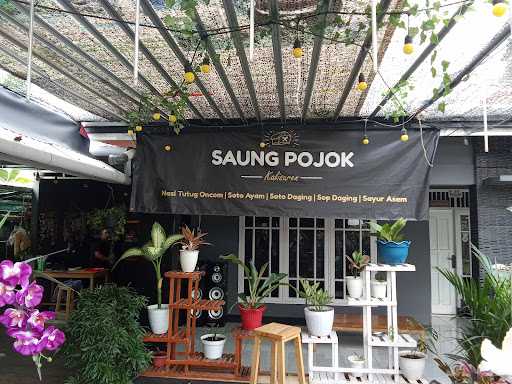 Saung Pojok_Kalisuren 9