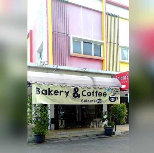 Selaras Bakery And Coffe 7