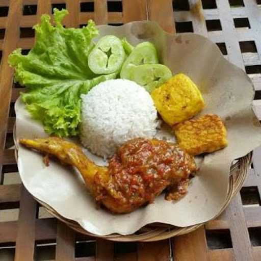 Ayam Geprek Mama Rendi 1