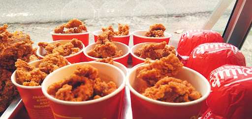 Dkriuk Fried Chicken Serang Taktakan 8