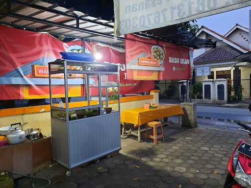 Warung Bakso Ikan 4