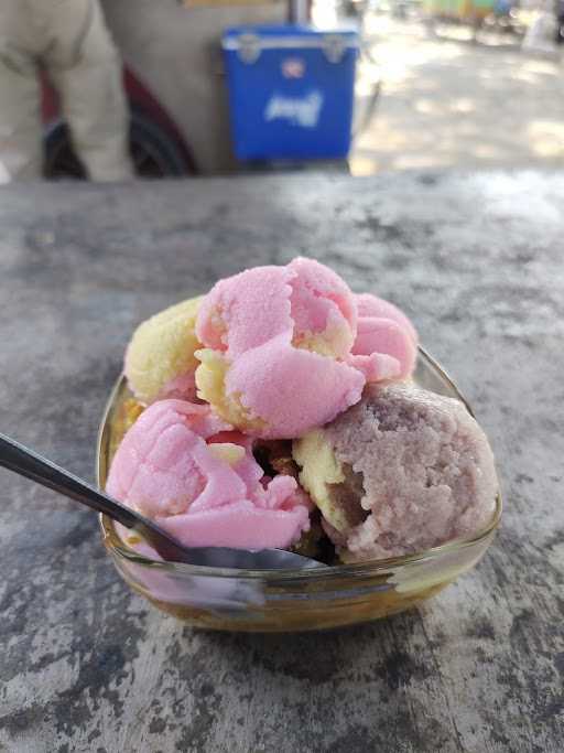 Rujak Ice Cream 4