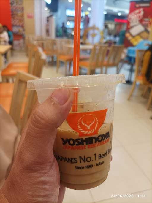 Yoshinoya Japanese Restaurant Tegal 7