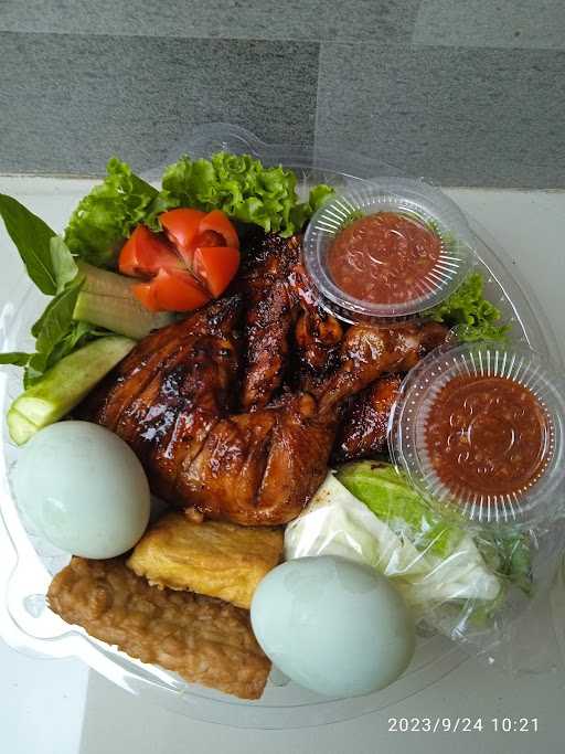 Ayam Bakar Zandewi 3