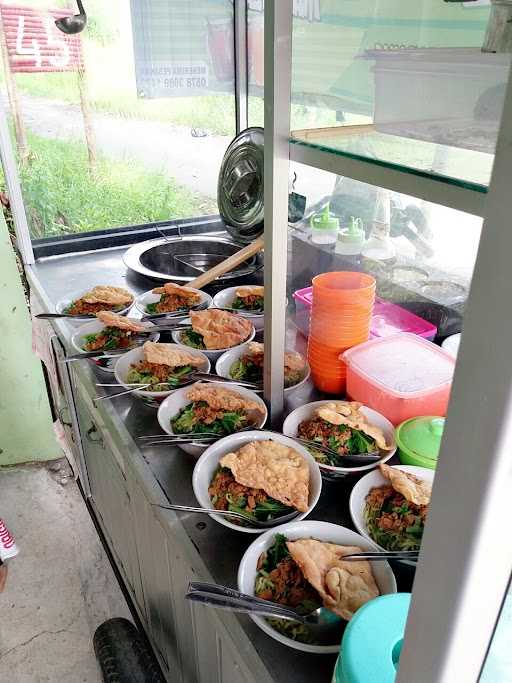 Pondok Mie Ayam Ijo&Bakso 3