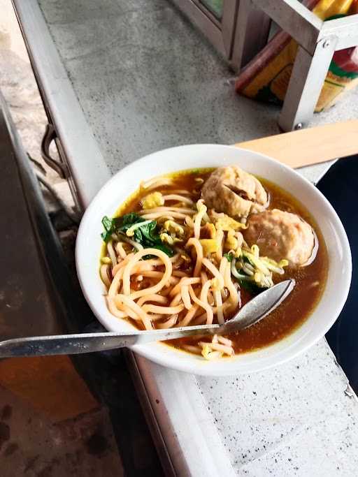 Mie Ayam Baso Najmi 1