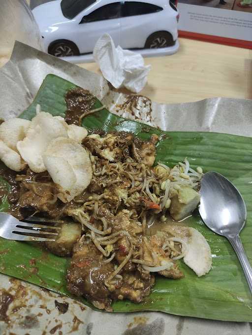 Warung Bangkit Tahu Tek, Tahu Campur 7