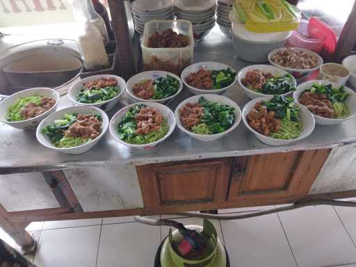 Mie Ayam Baso Urat Fajar 8