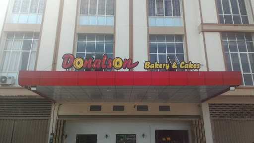 Donalson Bakery & Cake 7