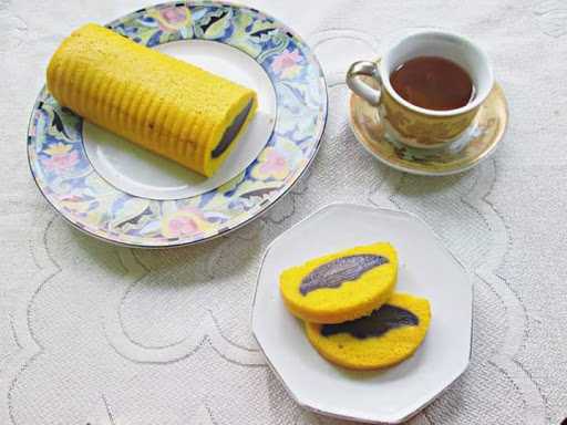 Kue Bibir Makassar 1