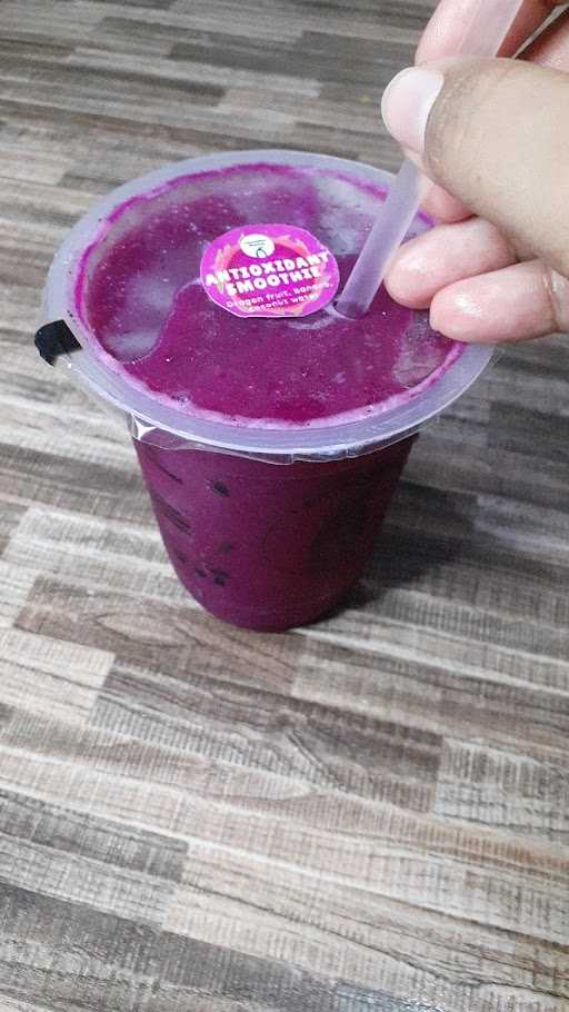 Smoothie Theory - Perintis Kemerdekaan 7