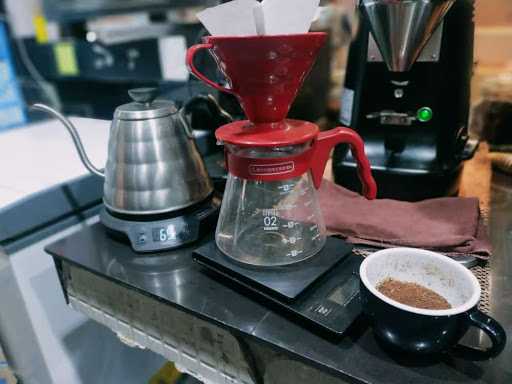 Upnormal Coffee Roasters Perintis Makassar 4