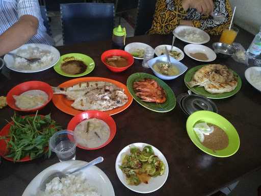 Rumah Makan Paotere Perintis 9