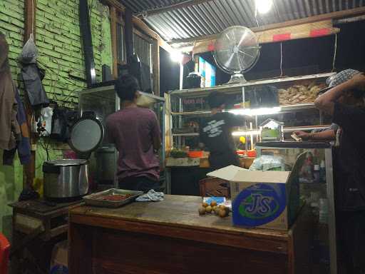 Warung Makan Solo Kapasa 4