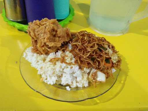 Warung Mbak Sari 10