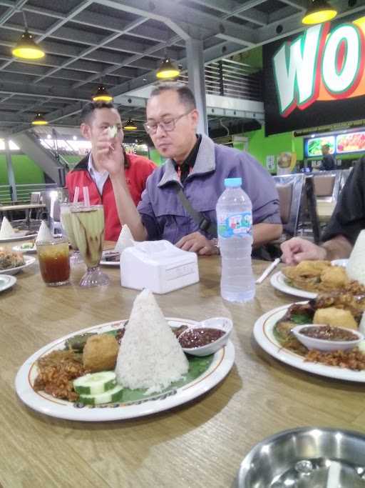 Ayam Bakar Wong Solo Karang Pilang 1