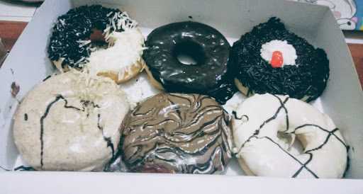 Dku Donuts Madiun 10