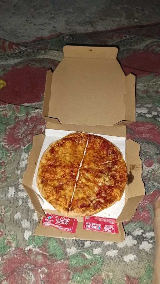 Domino'S Pizza 3