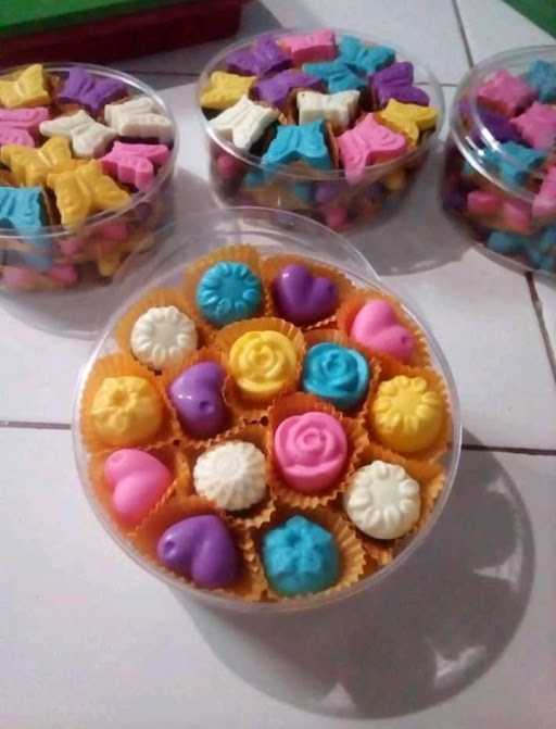 Jaya Rose Kuker & Bakery 2