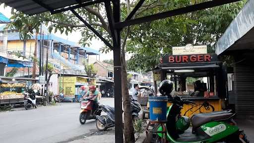 Kebab Turki Baba Rafi - Bebekan Sidoarjo 9