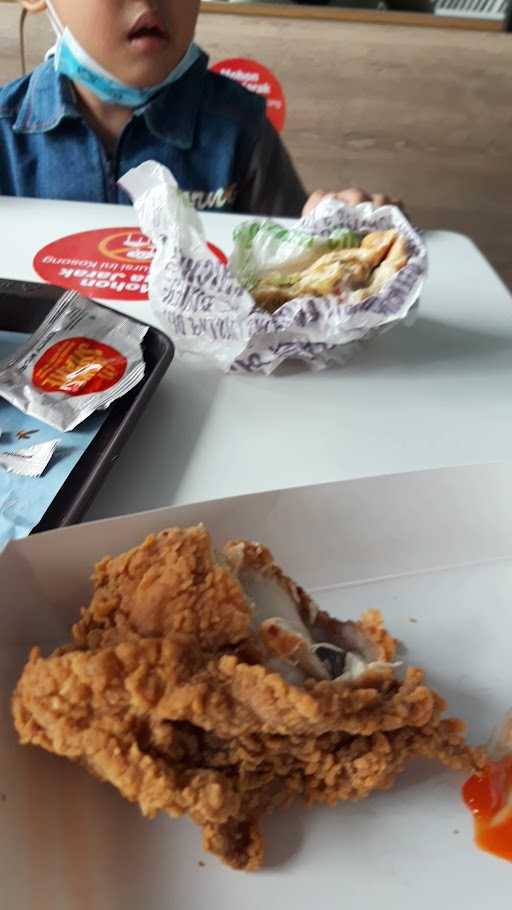 Mcdonald'S Sudirman Madiun 7