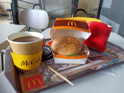 Mcdonald'S Sudirman Madiun 1