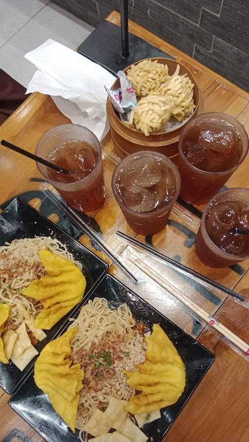 Mie Gacoan Geluran Sidoarjo 3