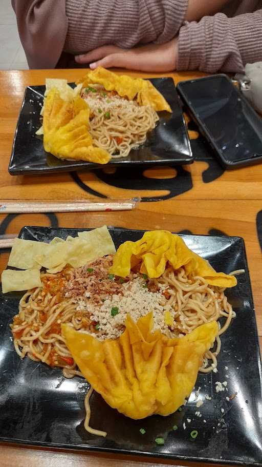 Mie Gacoan Geluran Sidoarjo 4