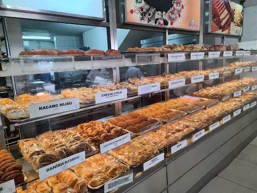 Suisse Bakery 6